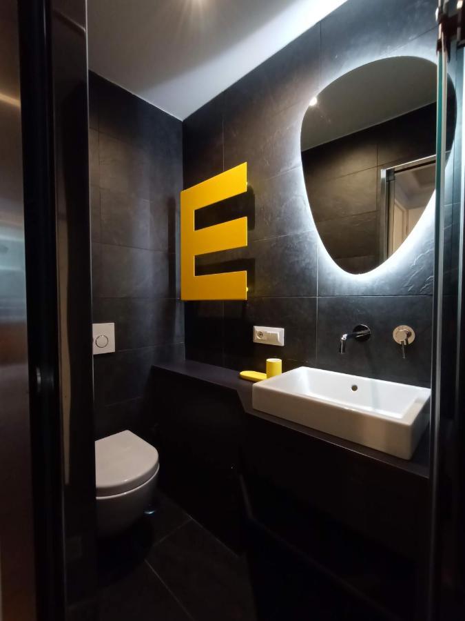 רומא Tolli Colosseo Apartment מראה חיצוני תמונה