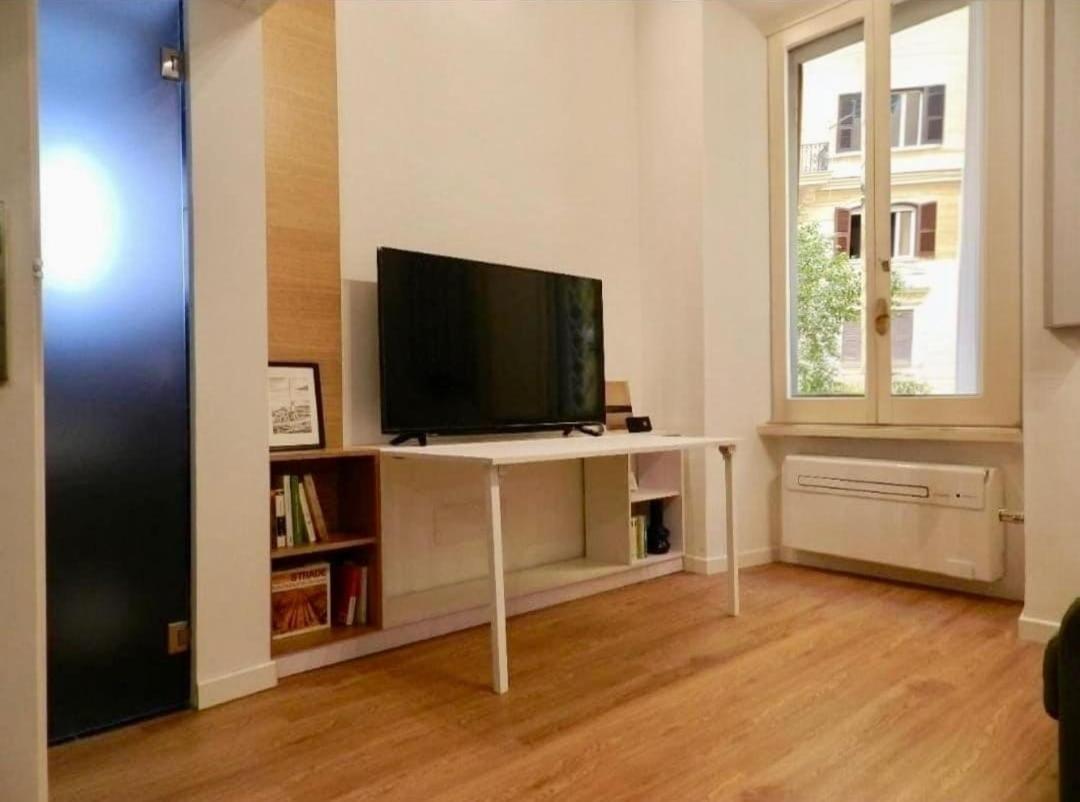 רומא Tolli Colosseo Apartment מראה חיצוני תמונה